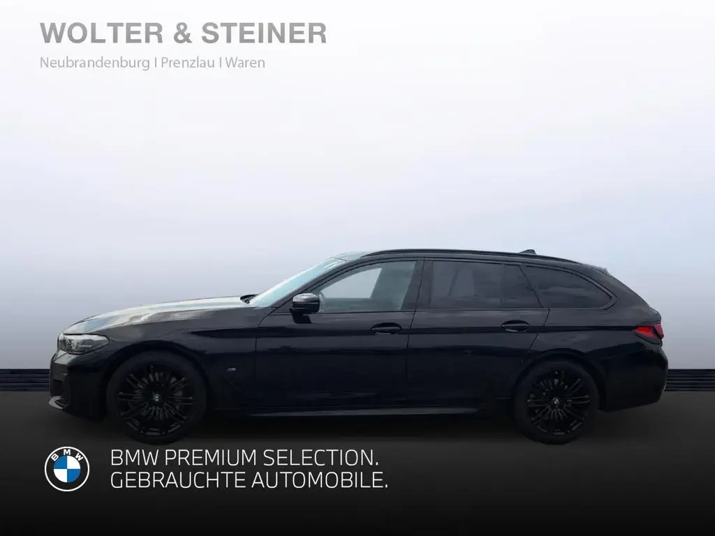 Main__Slider__Photo:BMW 5 Series 530 i M Sport Touring RFK STHZ HuD HiFi Panorama 07/2022-1