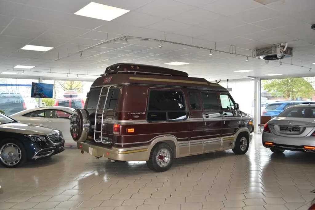 Main__Slider__Photo:GMC Vandura Chevy Van G20 5,7 V8 Starcraft 10/1993-0