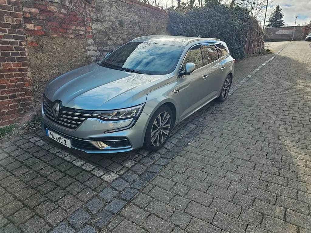 Main__Slider__Photo:Renault Talisman TCe 225 EDC GPF Intens Grandtour Intens 04/2021-0