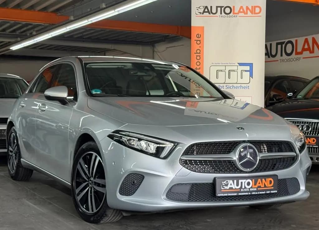 Main__Slider__Photo:Mercedes-Benz A-Class 220*1.HAND*LED*NAVI*WIDESCREEN*360°*SPUR*TOTEW 04/2019-0