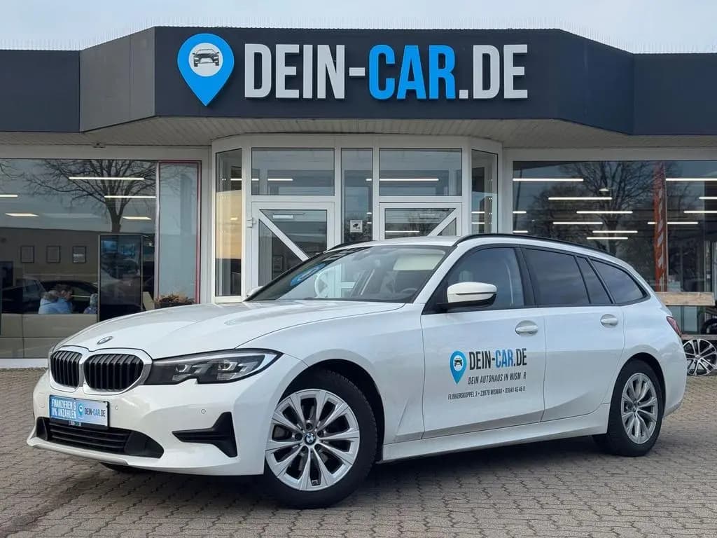 Main__Slider__Photo:BMW 3 Series 320 320 d Advantage *TEMP*AHK*LED*SHZ*APP* 06/2021-0