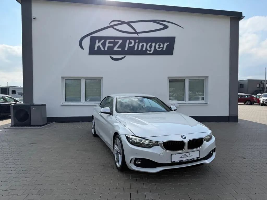 Main__Slider__Photo:BMW 4 Series 420i Cabrio Advantage 05/2019-0