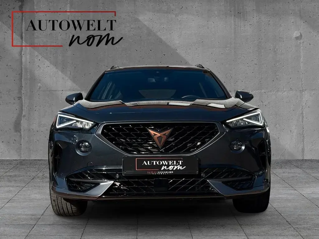 Main__Slider__Photo:Cupra Formentor VZ 4Drive /BEATS/R-CAM/ACC/AMBIENT/DCC 08/2021-1