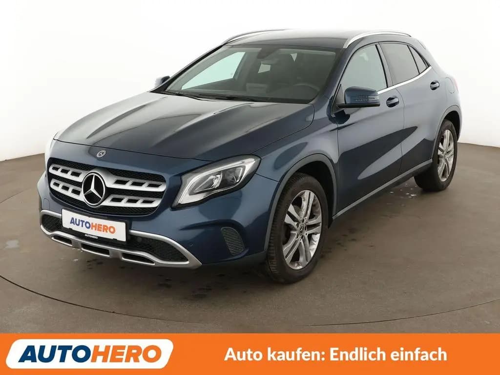 Main__Slider__Photo:Mercedes-Benz GLA-Class 220 d 4Matic Urban Aut.*NAV*TEMP*PDC*SHZ*AHK 07/2019-0