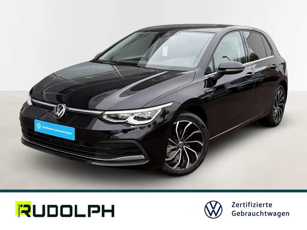 Main__Slider__Photo:Volkswagen Golf VIII Style 1.5 eTSI DSG Navi ACC LED SHZ Fe 01/2022-0