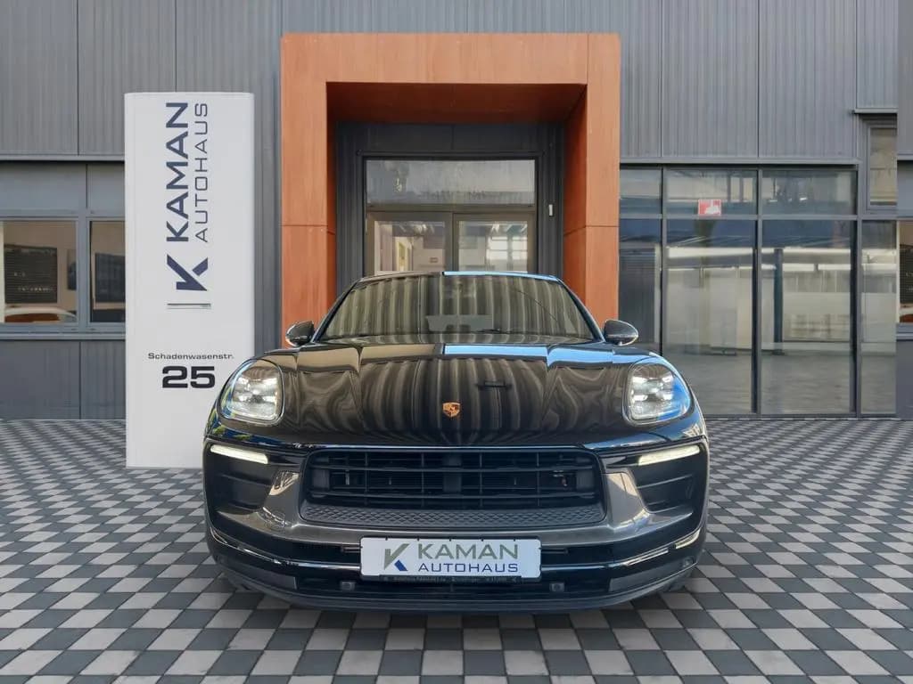 Main__Slider__Photo:Porsche Macan T III Gen. Panorama Bose Kamera 04/2024-0
