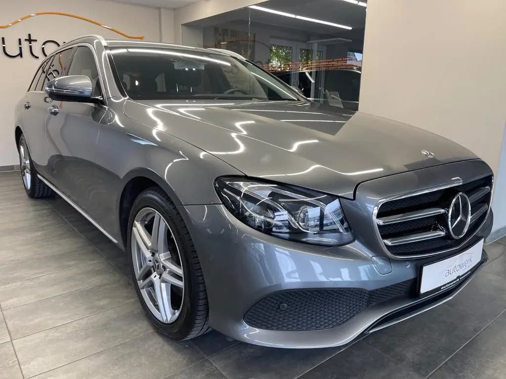 Main__Slider__Photo:Mercedes-Benz E-Class 200 T. 4Matic Avantgarde*AUT/LED/Navi/GSD/TOP* 01/2019-0