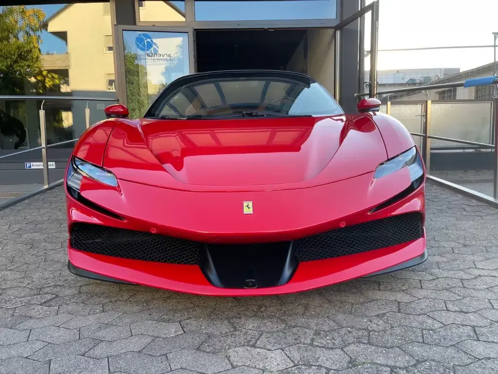 Main__Slider__Photo:Ferrari STRADALE null-1