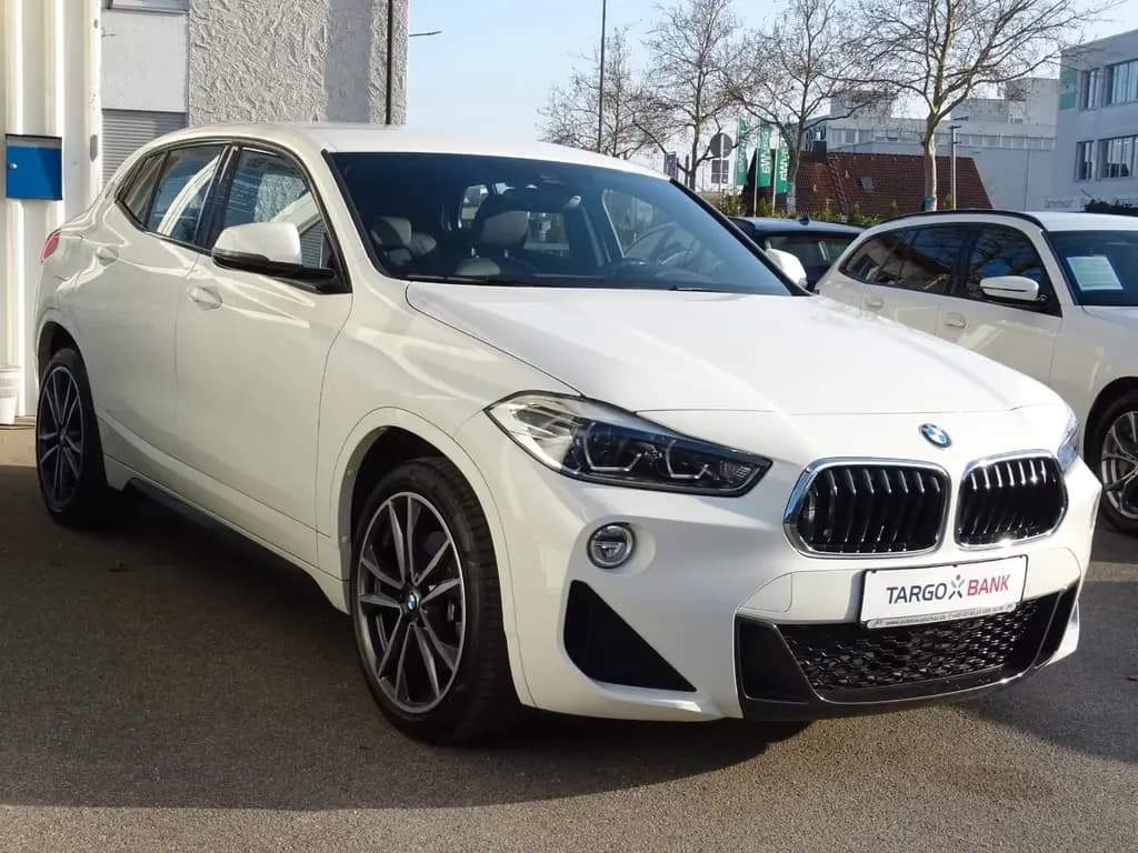 Main__Slider__Photo:BMW X2 sDrive20d Aut M Sportpaket 19" Navi Leder LED 10/2019-0