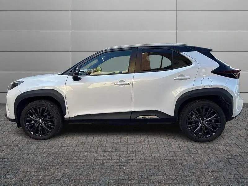 Main__Slider__Photo:Other Toyota Yaris Cross 1.5H (116 CV) E-CVT Adventure 05/2022-1