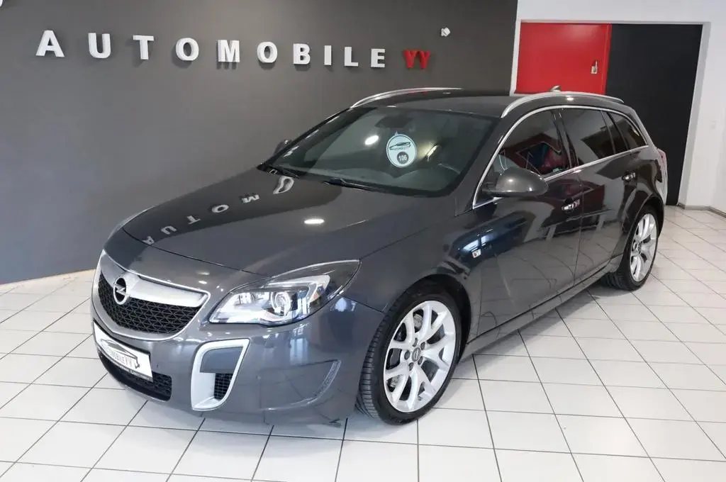 Main__Slider__Photo:Opel Insignia A Sports Tourer OPC 4x4,Aut,BiXen,Navi, 11/2015-1