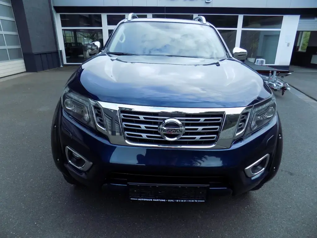 Main__Slider__Photo:Nissan Navara Do.-Cab 4x4 Aut. Tekna HDS SD HT 1. Hand 09/2021-1