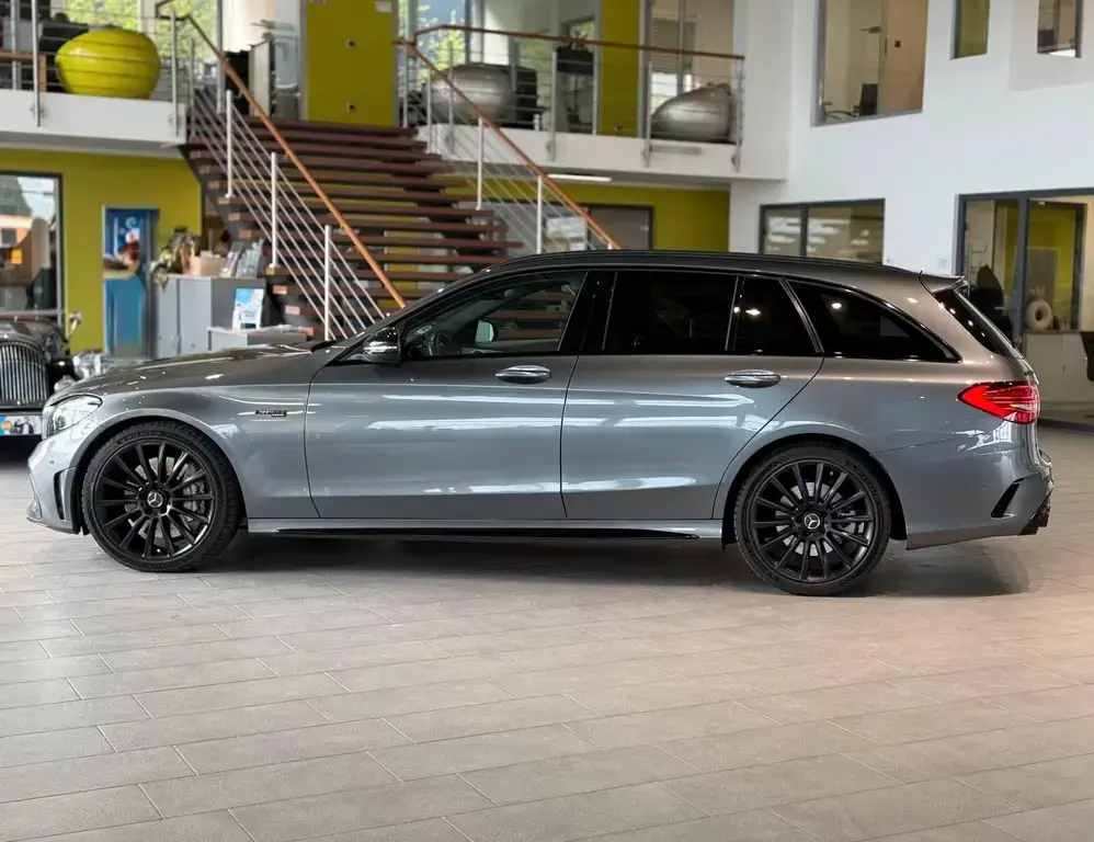 Main__Slider__Photo:Mercedes-Benz C-Class T-Modell C 43 AMG*Pano*Ambiente*Alcantara* 06/2019-1