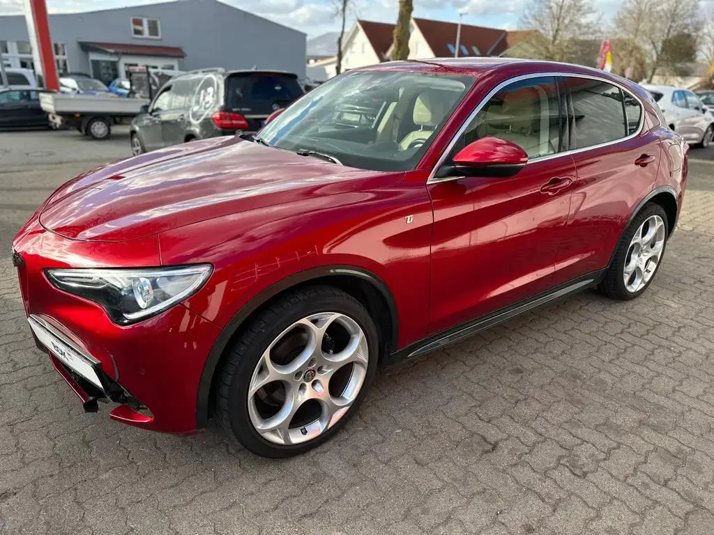 Main__Slider__Photo:Alfa Romeo Stelvio 2.2 Diesel 16V 154kW Ti AT8-Q4/LEDER/NAV 01/2022-1