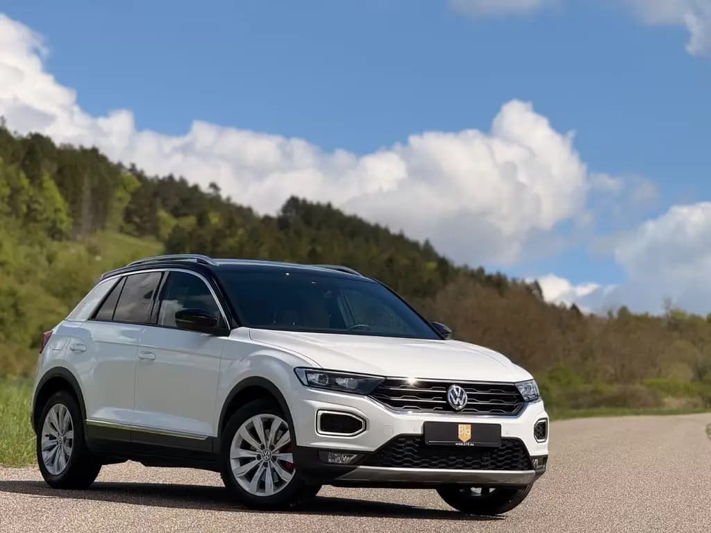 Main__Slider__Photo:Volkswagen T-Roc Sport 4Motion/Virtuell/LED/Kamera/Assist+/ 03/2019-0