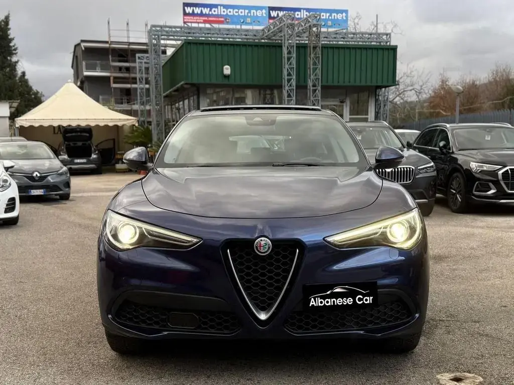 Main__Slider__Photo:Alfa Romeo Stelvio 2.2 Turbodiesel 190 CV AT8 Q4 11/2019-1