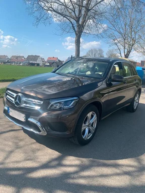 Main__Slider__Photo:Mercedes-Benz GLC-Class 250 4MATIC Automatik 11/2017-0