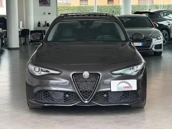 Main__Slider__Photo:Alfa Romeo Giulia 2.0 T 280cv AT8 Q4 Veloce Tett 07/2022-0