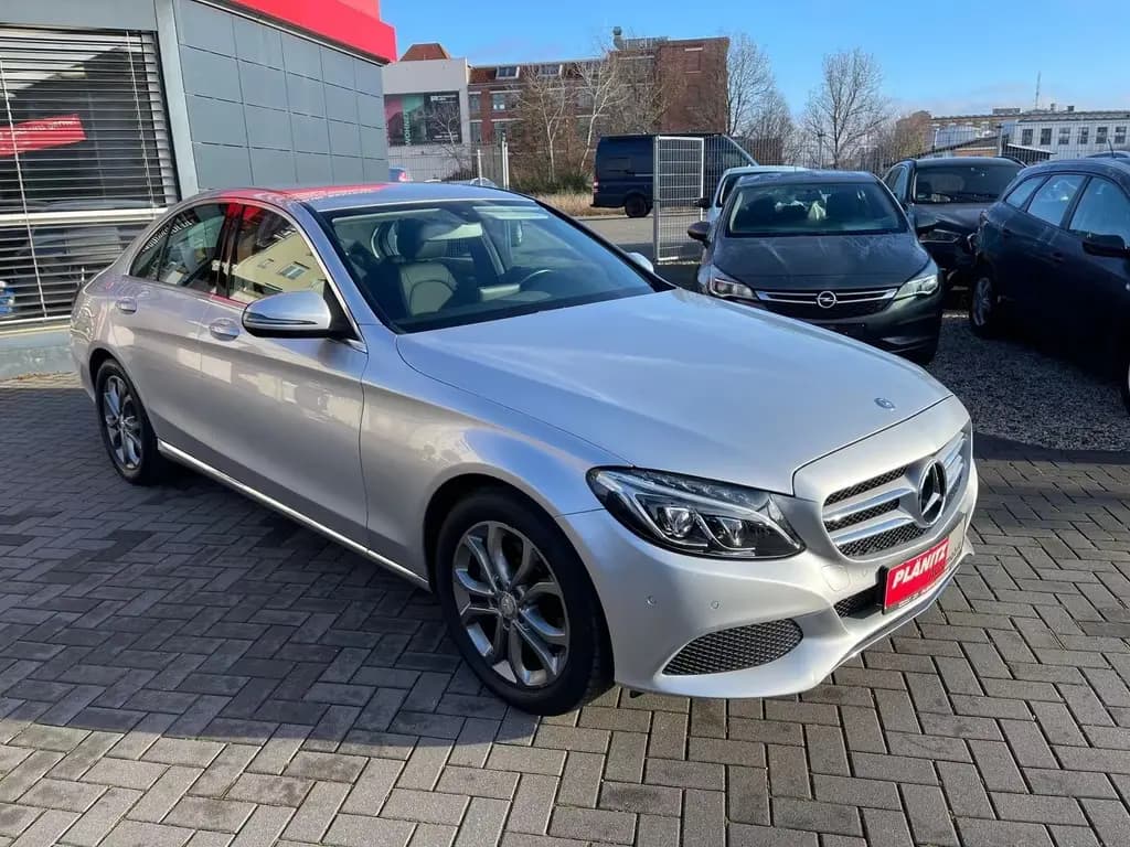 Main__Slider__Photo:Mercedes-Benz C-Class 200 CGI/Kamera/PDC/LED/wenig Kilometer 06/2016-0