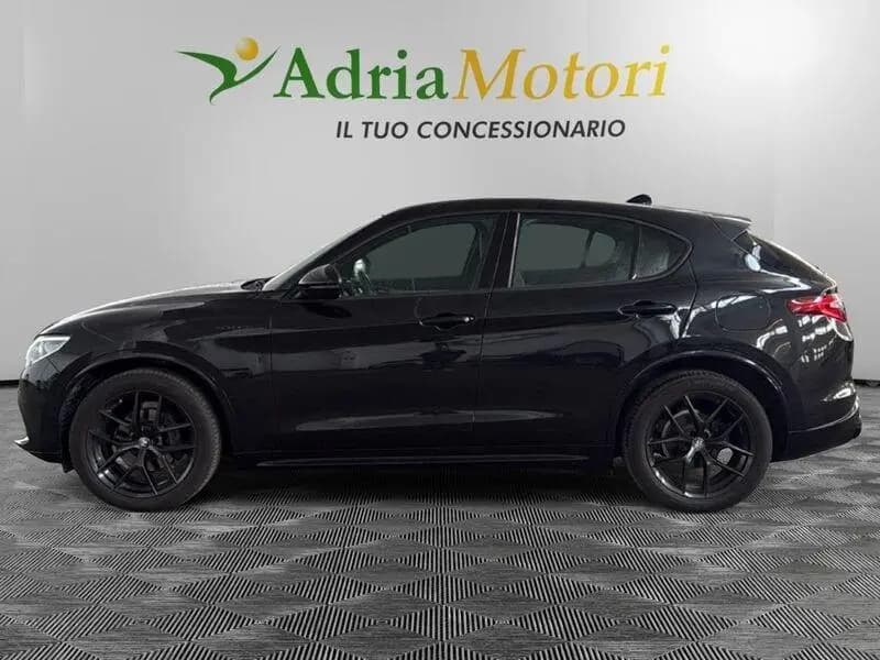 Main__Slider__Photo:Alfa Romeo Stelvio 2.2 Turbo Diesel 210CV Veloce 11/2021-0