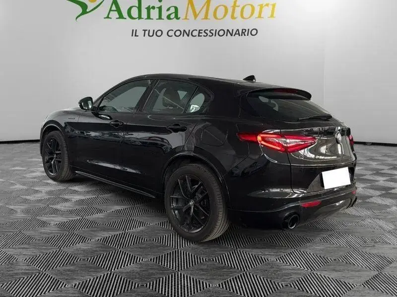 Main__Slider__Photo:Alfa Romeo Stelvio 2.2 Turbo Diesel 210CV Veloce 11/2021-1