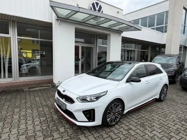Main__Slider__Photo:Kia Ceed 1.6 T-GDI GT 06/2021-0