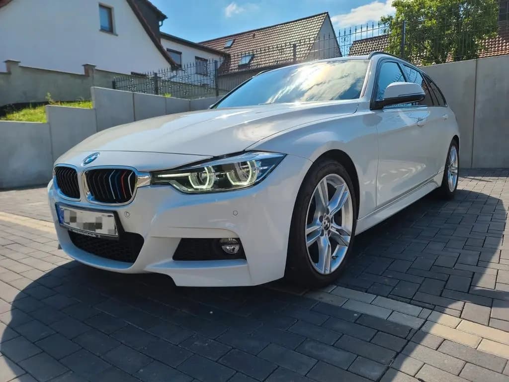 Main__Slider__Photo:BMW 3 Series 320i Touring M-Paket Automatik 8g 03/2017-0