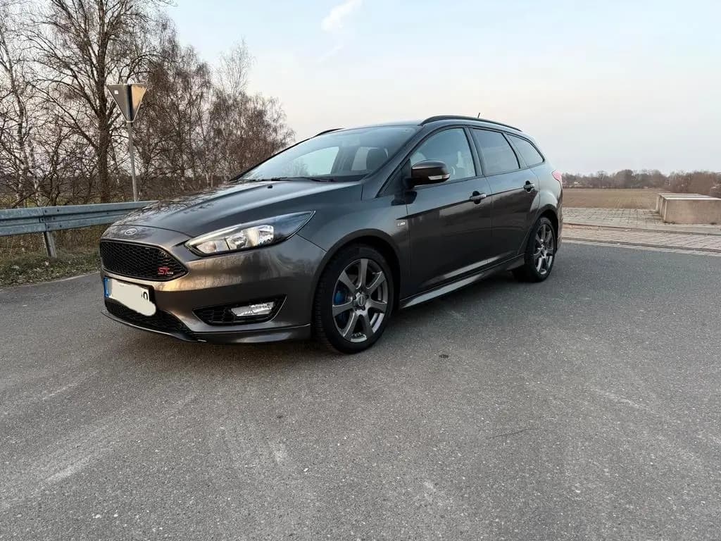 Main__Slider__Photo:Ford Focus 1,0 EcoBoost 103kW ST-Line Turnier ST-Line 07/2018-0