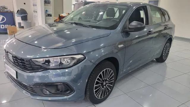 Main__Slider__Photo:Fiat Tipo Tipo 1.0 SW 05/2023-0