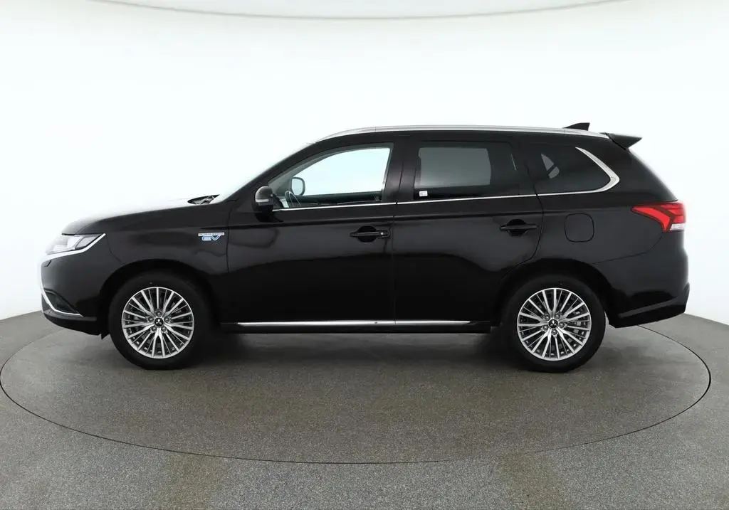 Main__Slider__Photo:Mitsubishi Outlander 2.4 PHEV Basis Spirit 4WD Kamera AHK 06/2021-1