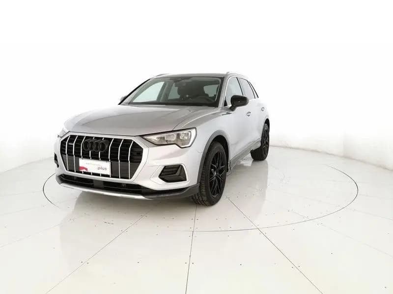 Main__Slider__Photo:Audi Q3 40 2.0 tdi Business quattro 190cv s-tron 12/2019-0