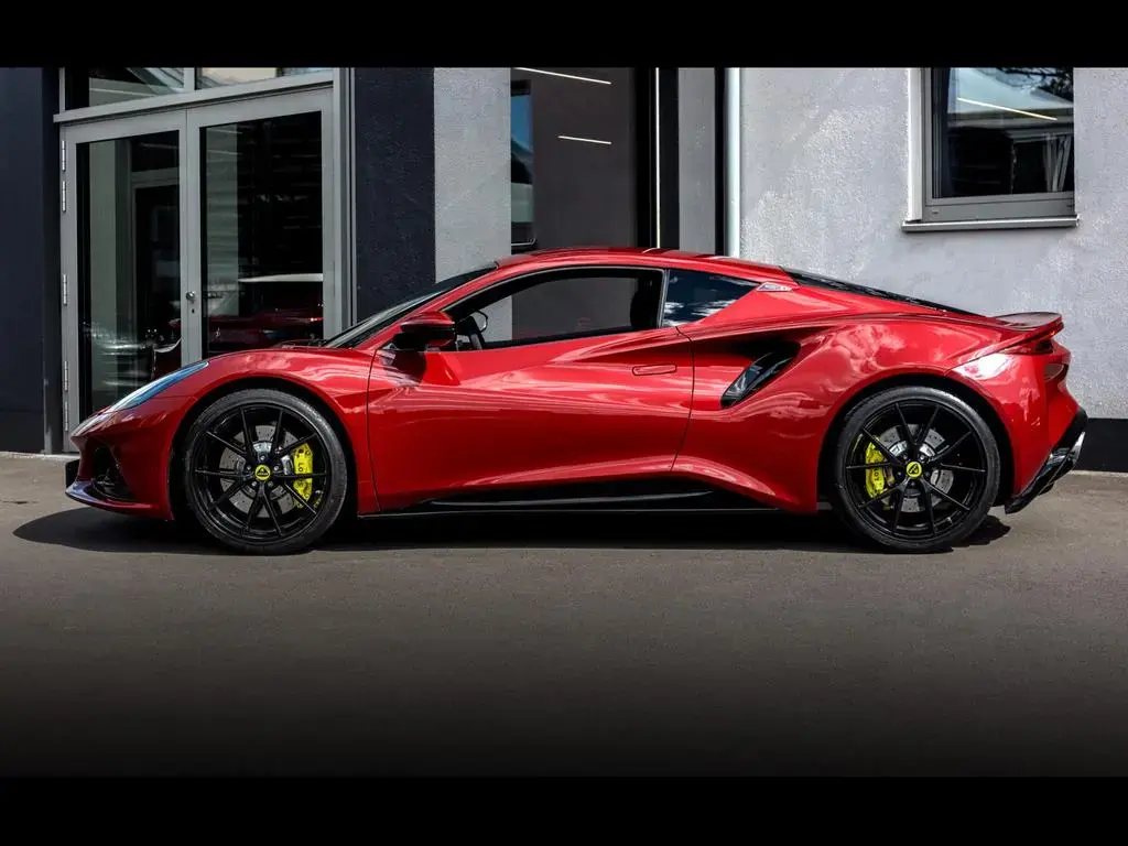 Main__Slider__Photo:Lotus Emira COUPE 3.5 V6 FIRST EDITION DCT°MAGMA RED 12/2023-1