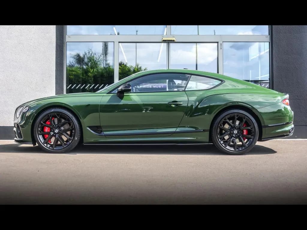 Main__Slider__Photo:Bentley Continental GT S V8°CARBON°TOURING°BLACKLINE°B&O 04/2023-0