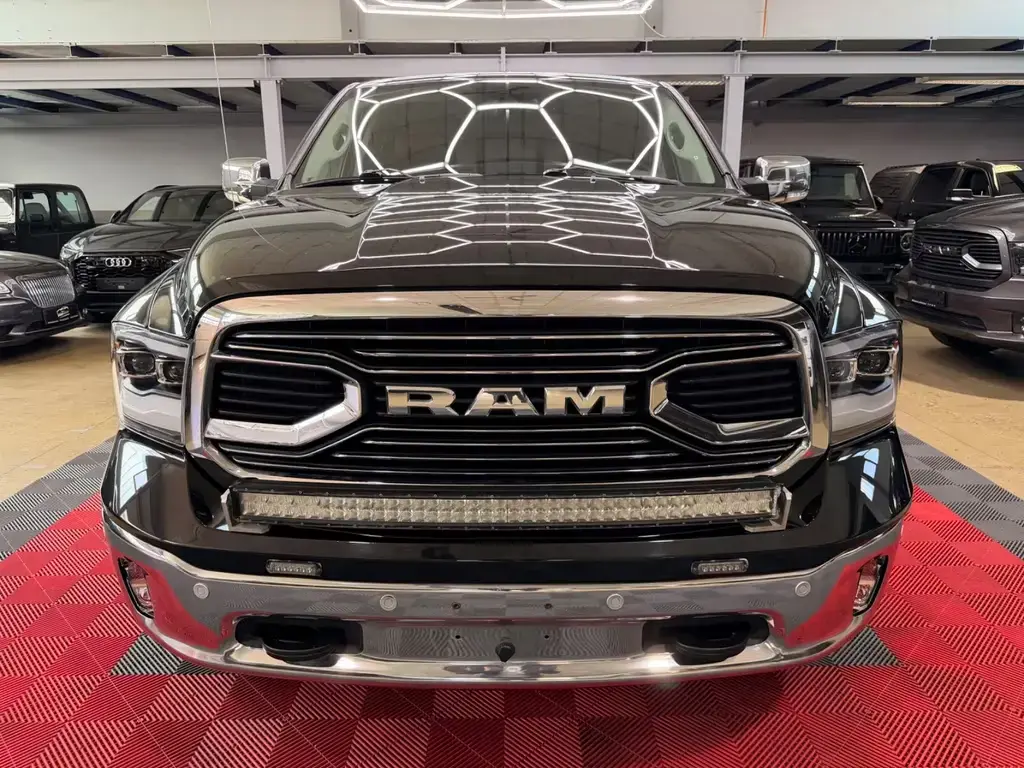 Main__Slider__Photo:Dodge RAM 1500 3.0 EcoDiesel Laramie 4X4 RAM-BOX Luft 10/2016-1