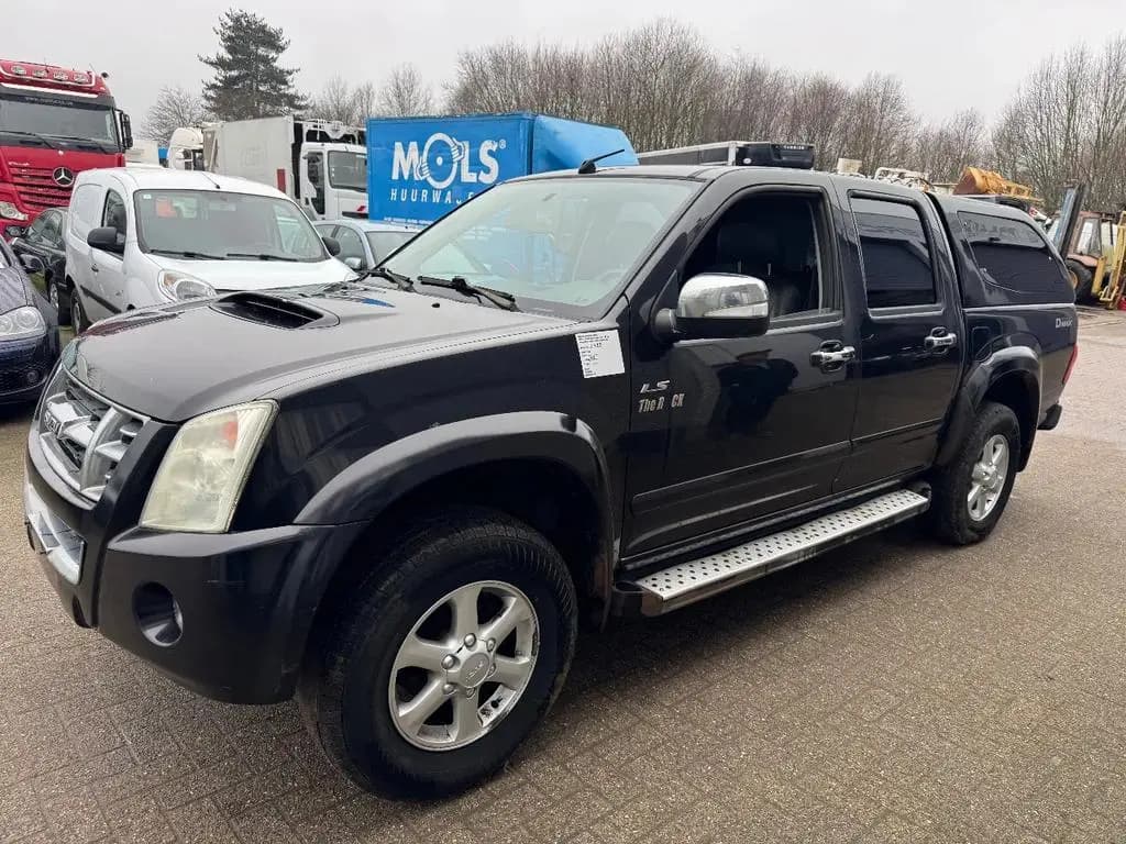 Main__Slider__Photo:Isuzu D-Max **BELGIAN ORIGINE-AC-AUTOMATIC-4WD** 03/2010-0
