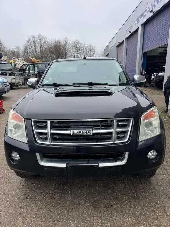 Main__Slider__Photo:Isuzu D-Max **BELGIAN ORIGINE-AC-AUTOMATIC-4WD** 03/2010-1