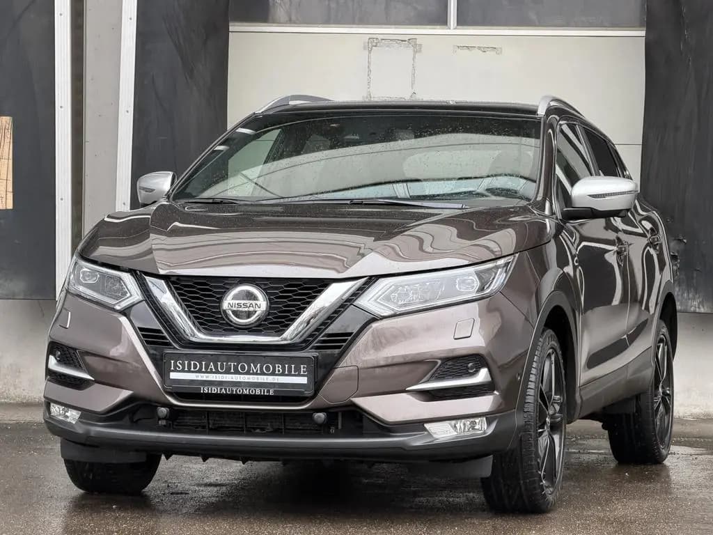 Main__Slider__Photo:Nissan Qashqai 1.7 dCi Tekna LED Navi Pano Kamera AHK 05/2019-0