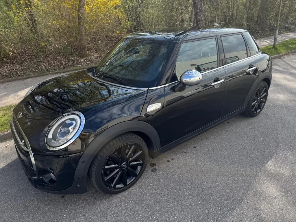 Main__Slider__Photo:MINI Cooper S COOPER_S Mini 5-trg. Cooper S 06/2016-0