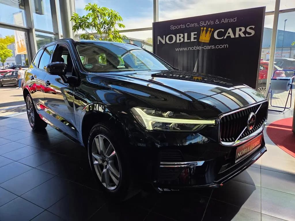 Main__Slider__Photo:Volvo XC60 Momentum 2WD RFK LED ALU 04/2022-0