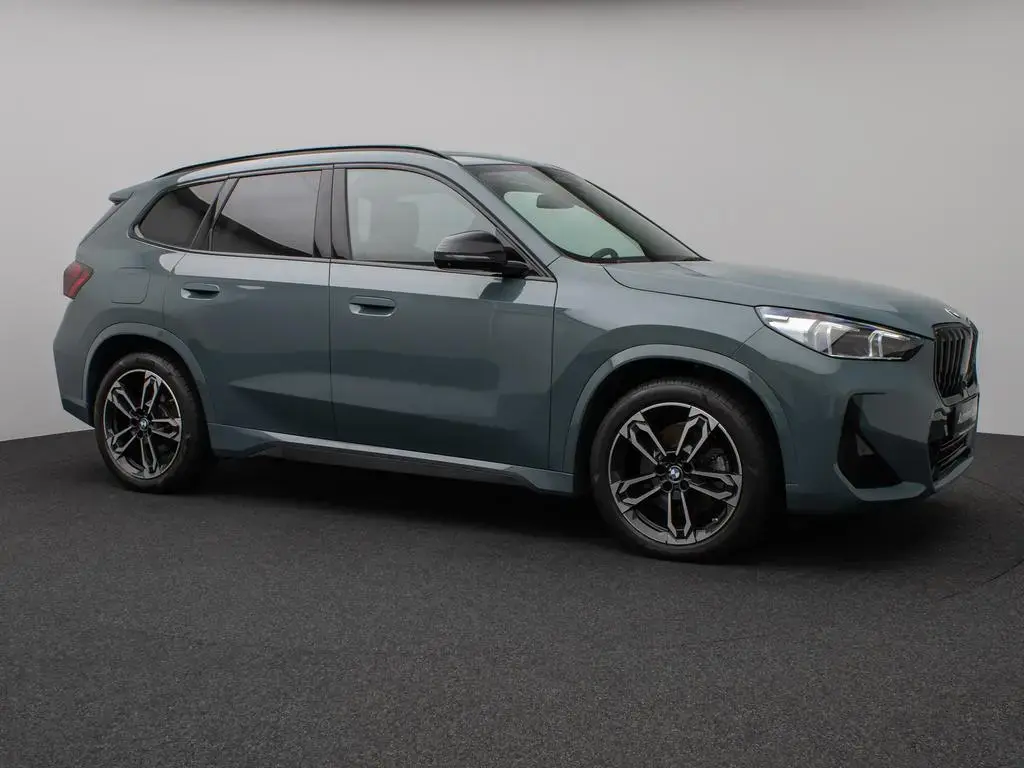 Main__Slider__Photo:BMW X1 xD23i M Sport Panorama 360°HUD DAB AHK Komfor 03/2023-1
