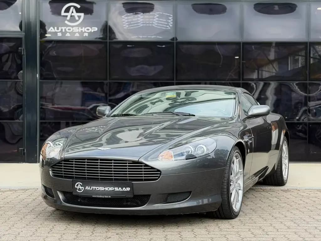 Main__Slider__Photo:Aston Martin DB9 -5.9 Touchtronic V 12 03/2005-0