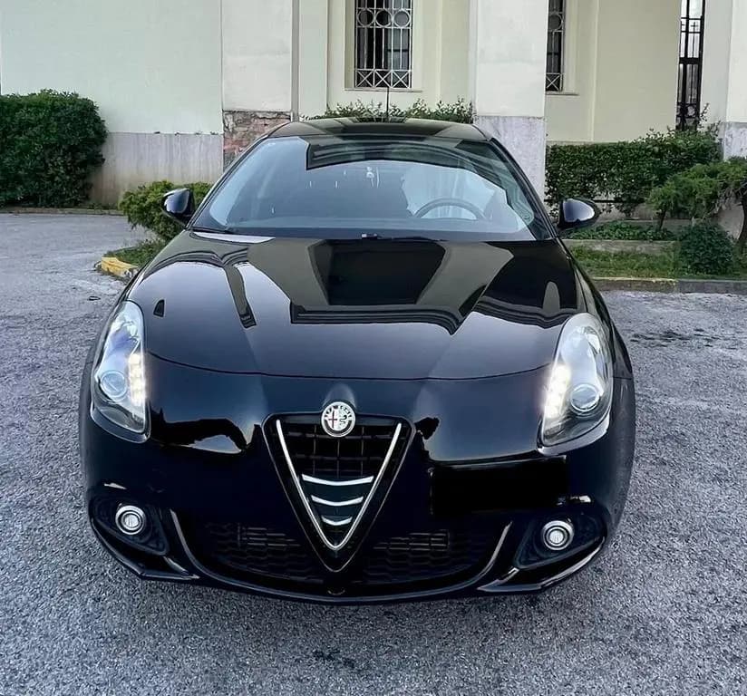 Main__Slider__Photo:Alfa Romeo Giulietta 1.6 JTDm-2 04/2015-0