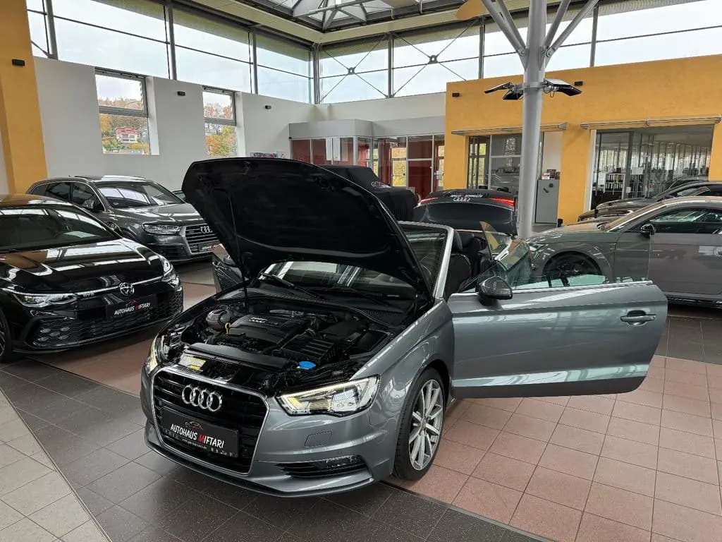 Main__Slider__Photo:Audi A3 1.8 TFSI Ambiente Xenon Alcantara MMI + 18" 02/2015-0