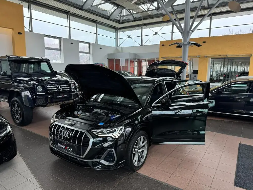 Main__Slider__Photo:Audi Q3 45 TFSI quattro S line Virtual 19" LED Navi 04/2019-1