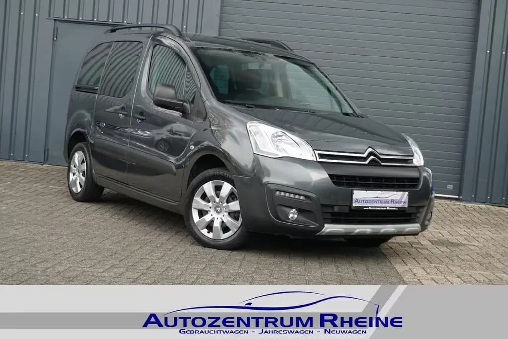 Main__Slider__Photo:Citroën Berlingo Selection Klimaautomatik Tempomat LED 05/2017-0