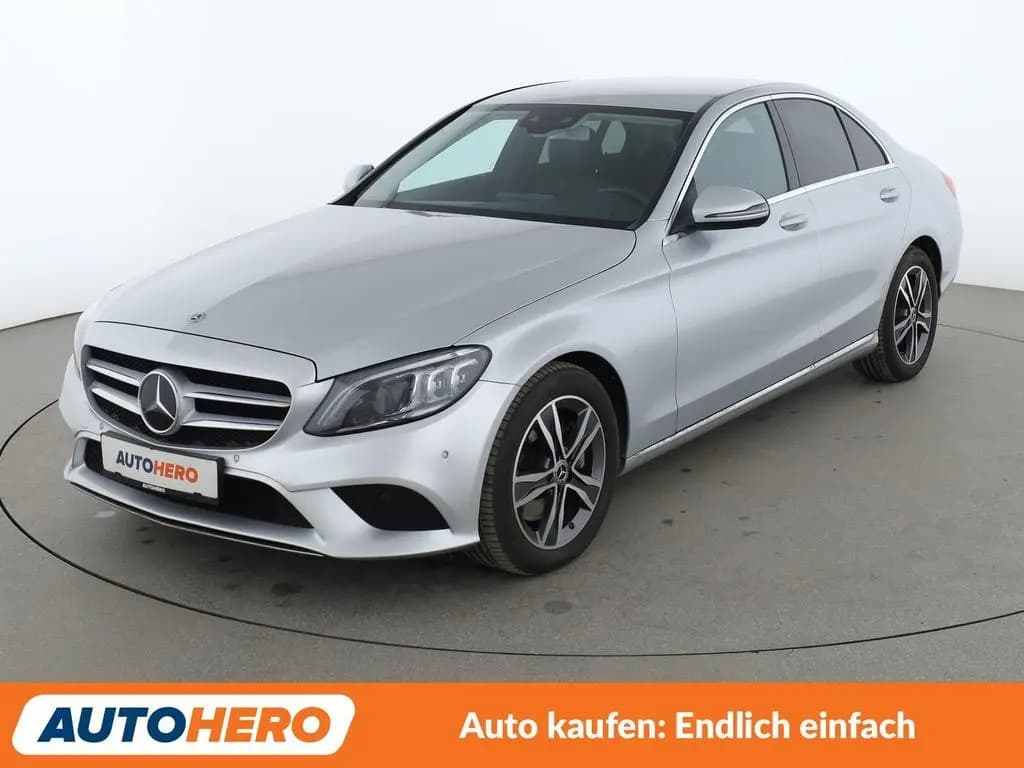 Main__Slider__Photo:Mercedes-Benz C-Class 300 Avantgarde Aut.*LED*ACC*CAM*PDC*SHZ*KLIMA* 04/2019-0