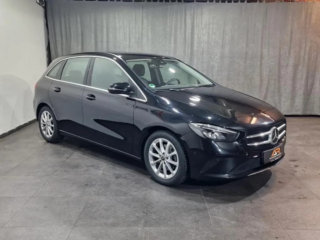 Main__Slider__Photo:Mercedes-Benz B-Class 200 Progressive 10/2019-0