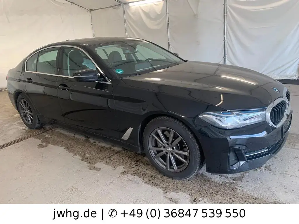Main__Slider__Photo:BMW 5 Series 520d Lim LASER/DRIVING PRO/COCKP-PRO/LEDER/HUD 11/2021-1