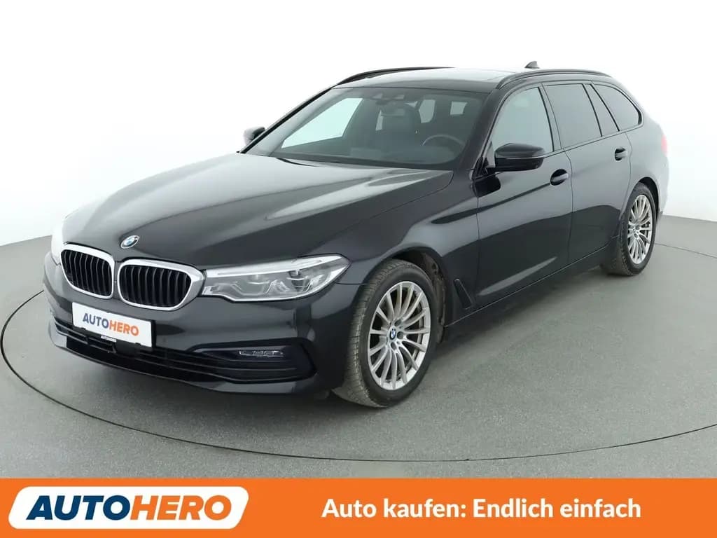 Main__Slider__Photo:BMW 5 Series 520d Sport Line Aut.*NAVI*LED*360CAM*ACC*SHZ*LHZ 10/2019-0
