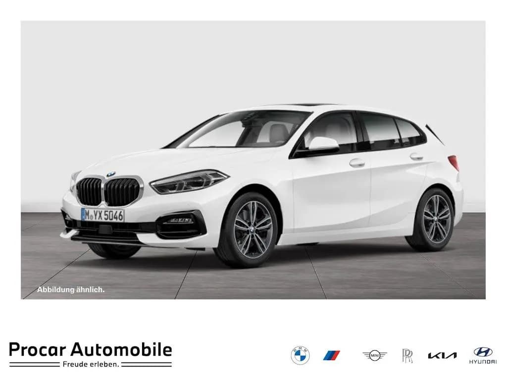 Main__Slider__Photo:BMW 1 Series 118i Sport Line LED LC Prof. DA PA RFK Pano HiFi 03/2023-0